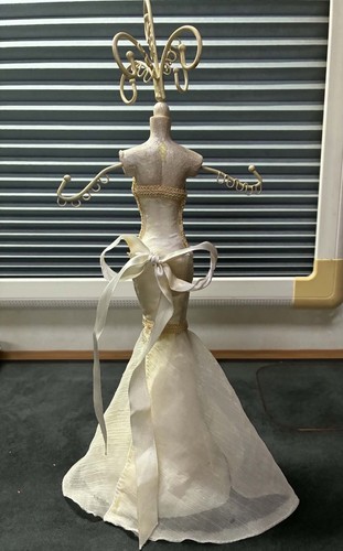 Vintage mannequin dress - mannequin,