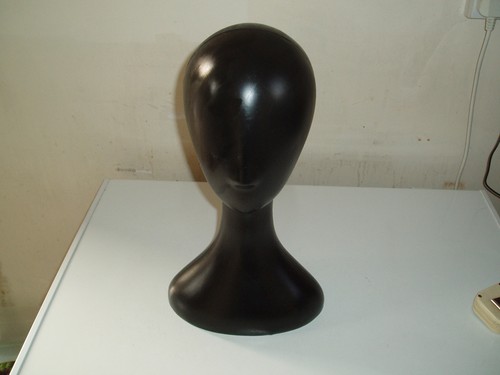 Black plastic display female - black,
