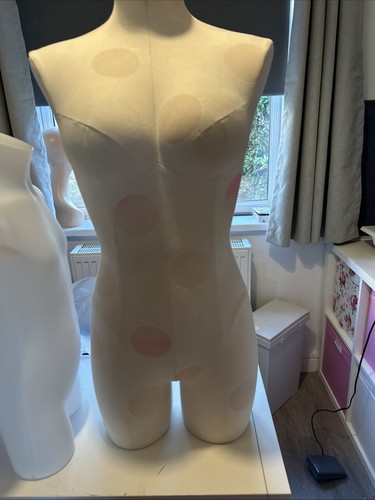 Mannequin ladies - ladies,